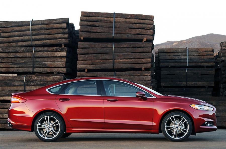  Ford Fusion 2013 года  (US) (фото 197 из 202)